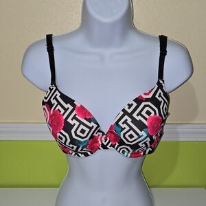 Victoria's Secret Black and Pink Geometric Bra